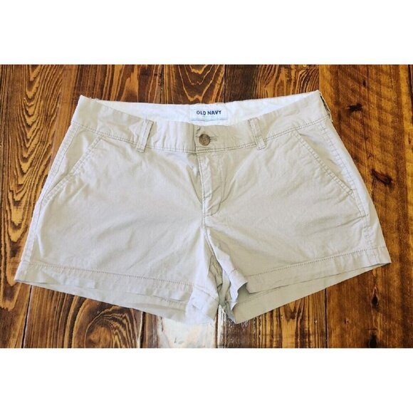 Old Navy Pants - Old Navy Women’s 4 Chino Shorts Beige